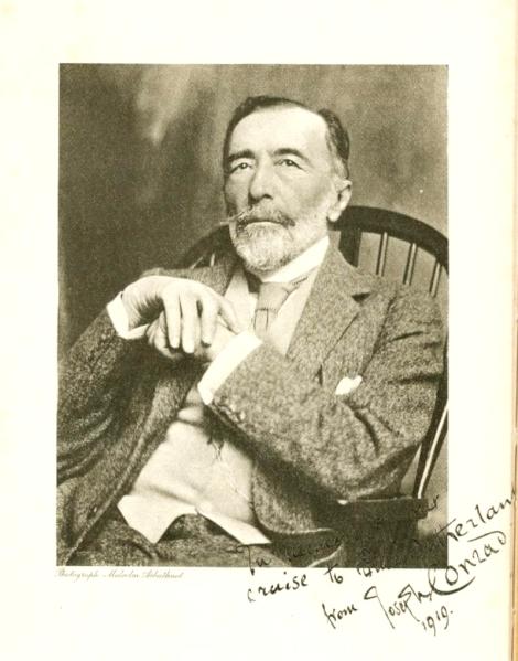 Zdjęcie nr 8 (11)
                                	                             Joseph Conrad in 1919
                            
