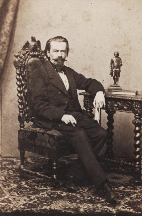 Zdjęcie nr 2 (11)
                                	                             Joseph Conrad’s father ― Apollo Nałęcz Korzeniowski (1862)
                            